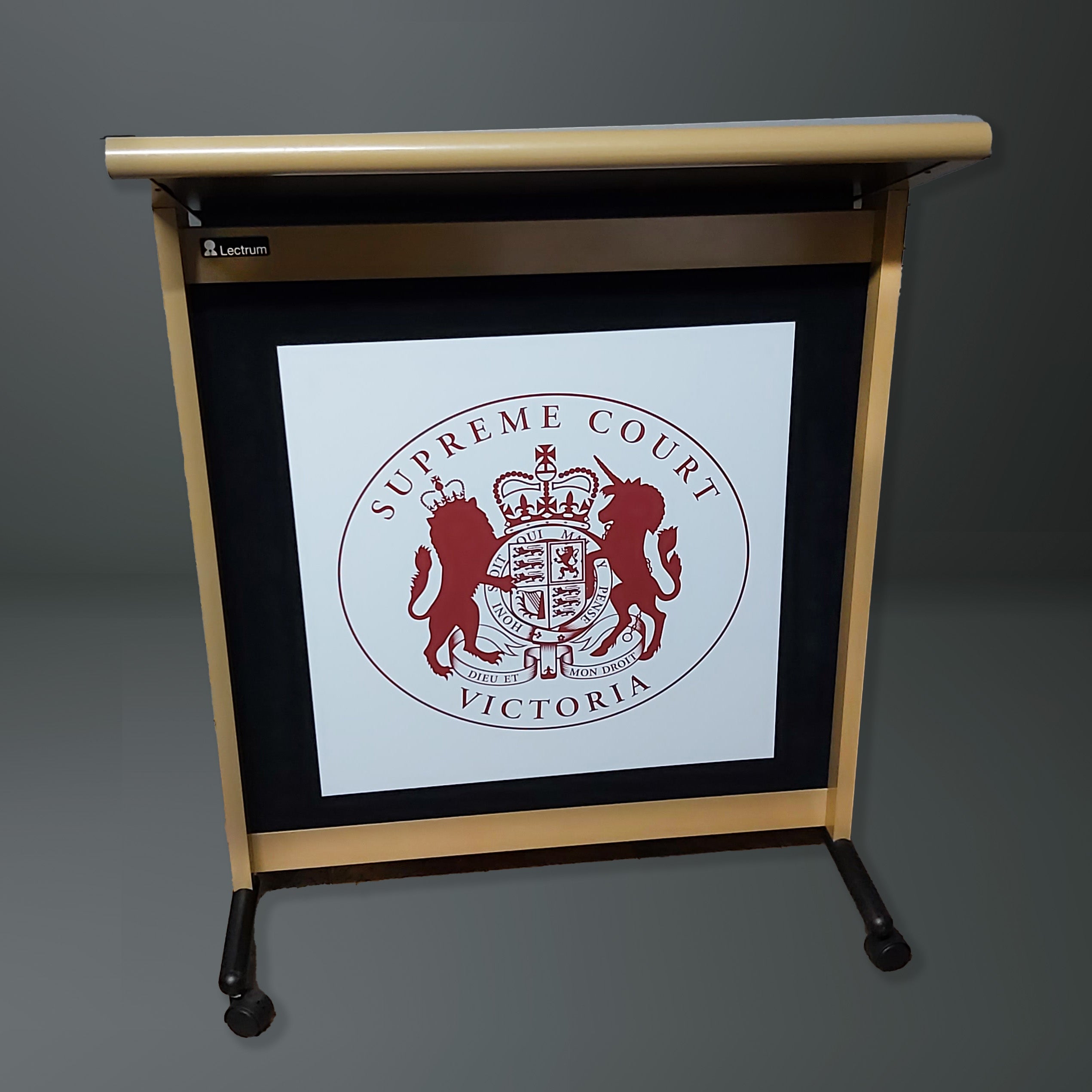 L900 Classic Lectern, extra wide, 2 XLR inputs, reading light & power supply